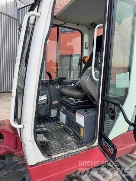 Takeuchi TB 250 Міні-екскаватори < 7т