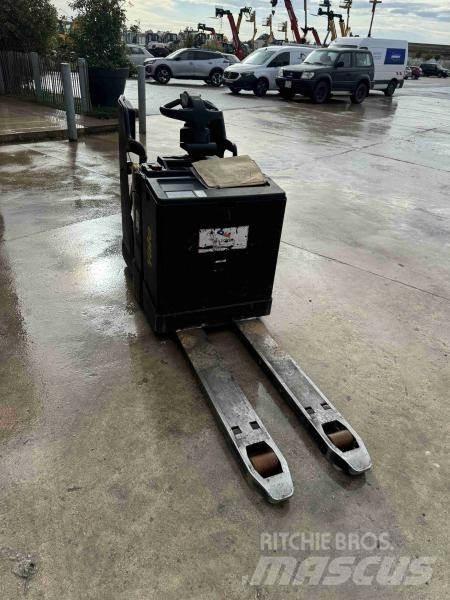 Yale MP20X Штабелери