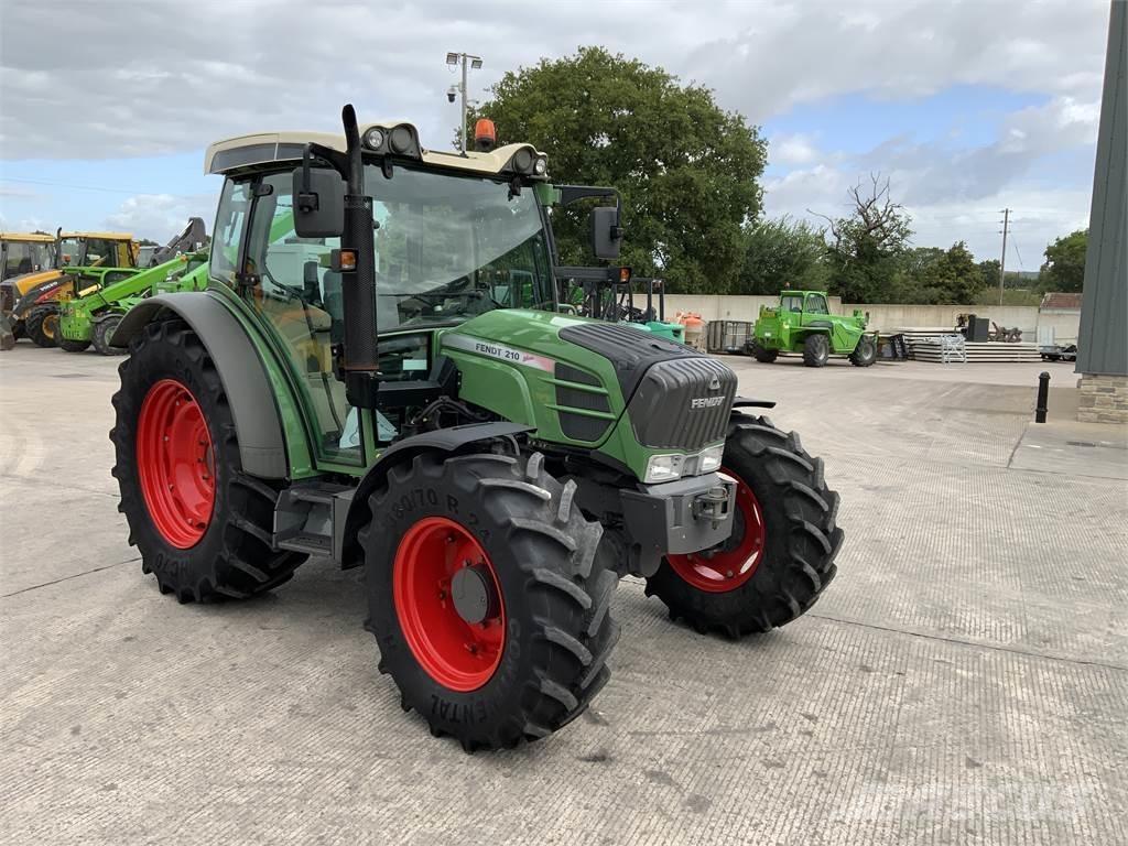 Fendt 210 (ST23989) Сільгосптехніка - Інші
