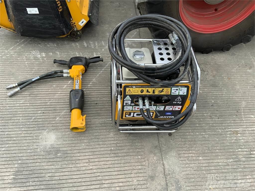 JCB Beaver Pack Сільгосптехніка - Інші