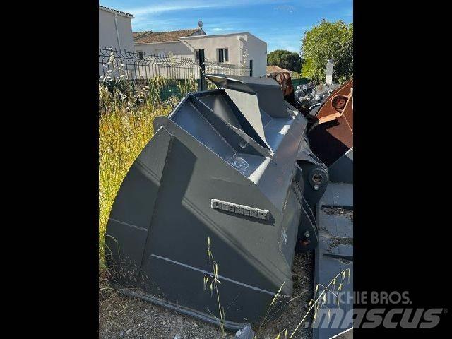 Liebherr  Будтехніка - Інші