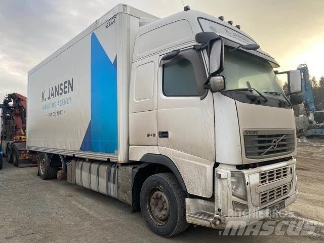 Volvo FH Радіатори