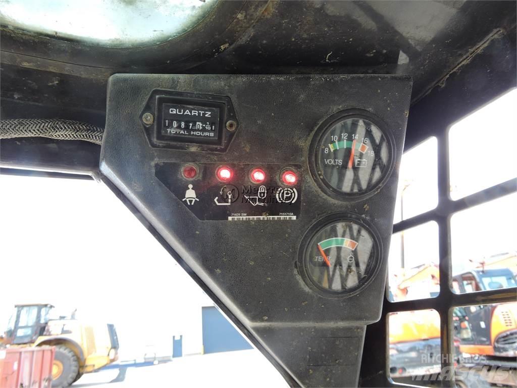 Bobcat S70 Фронтальні навантажувачі
