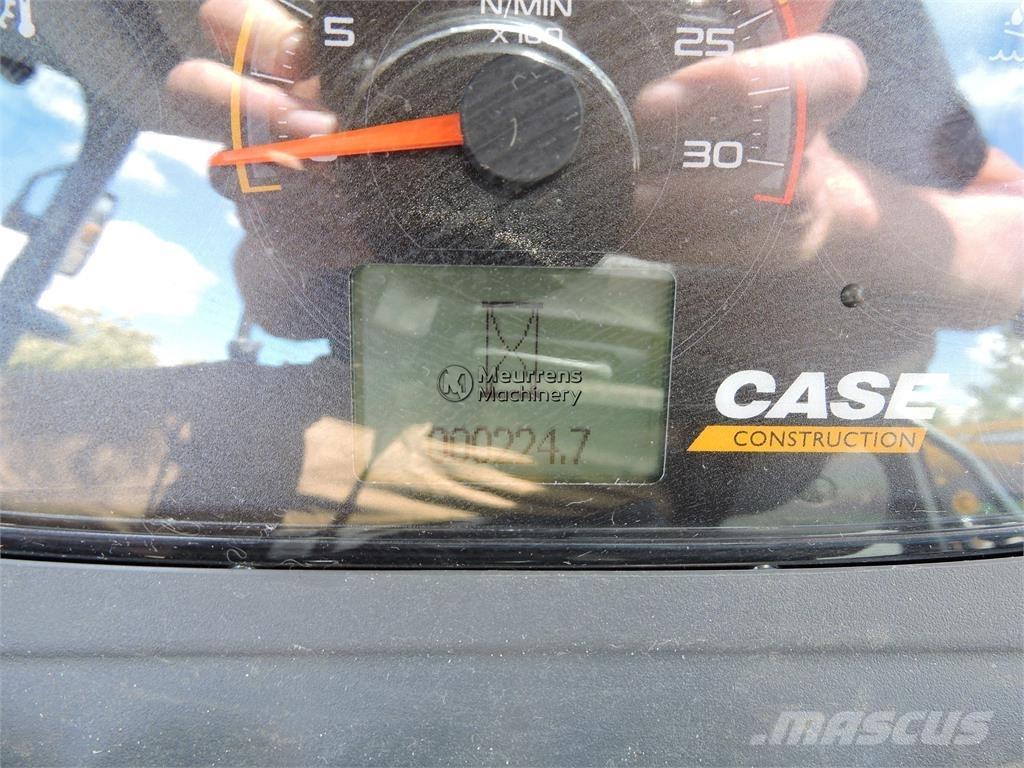 CASE 580SV Екскаватори-навантажувачі