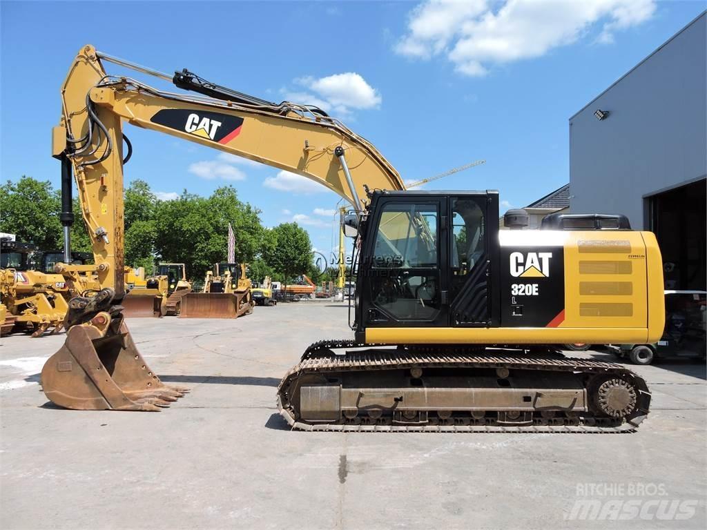 CAT 320EL Гусеничні екскаватори