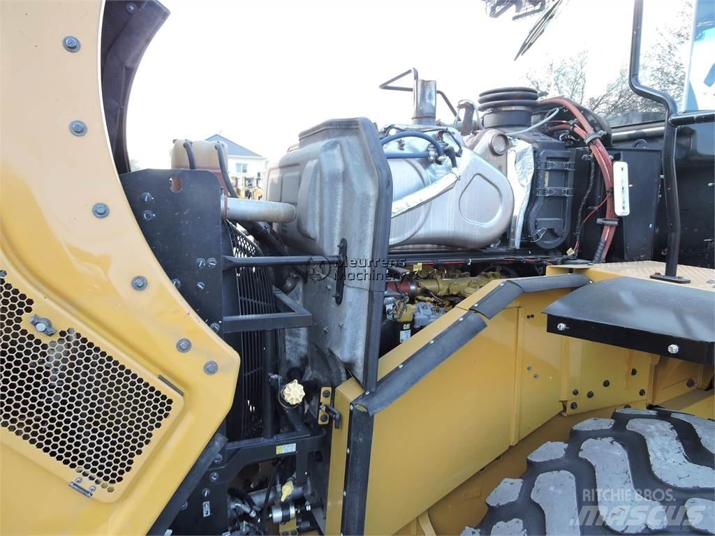 CAT 950M Фронтальні навантажувачі