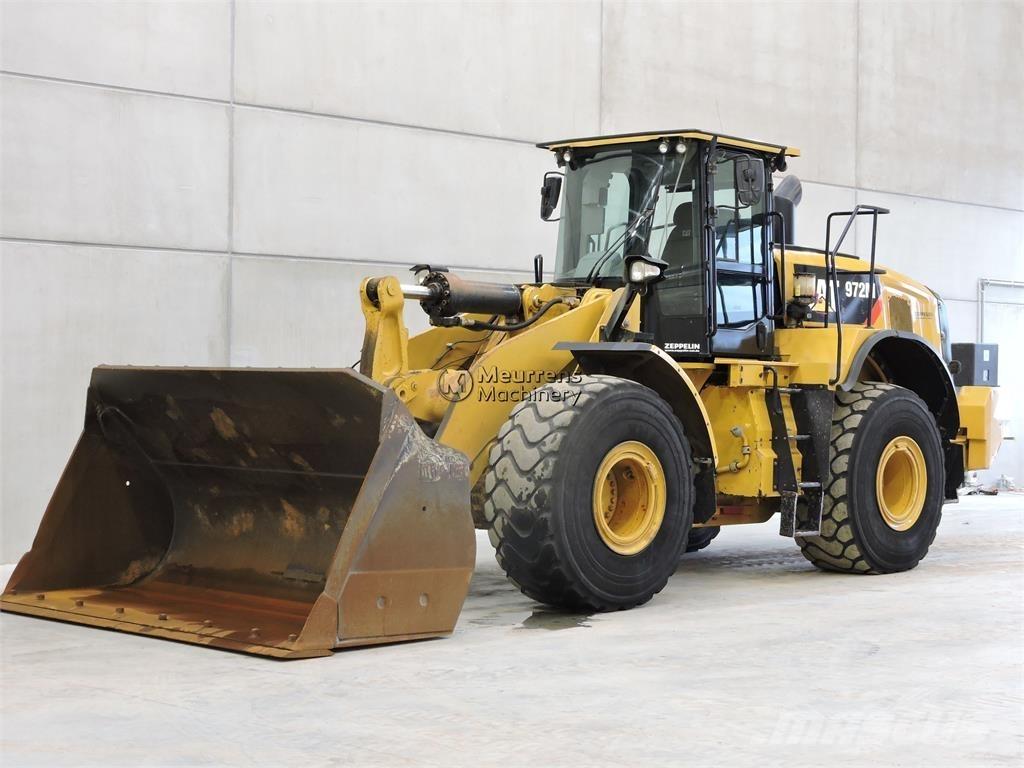 CAT 972M Фронтальні навантажувачі