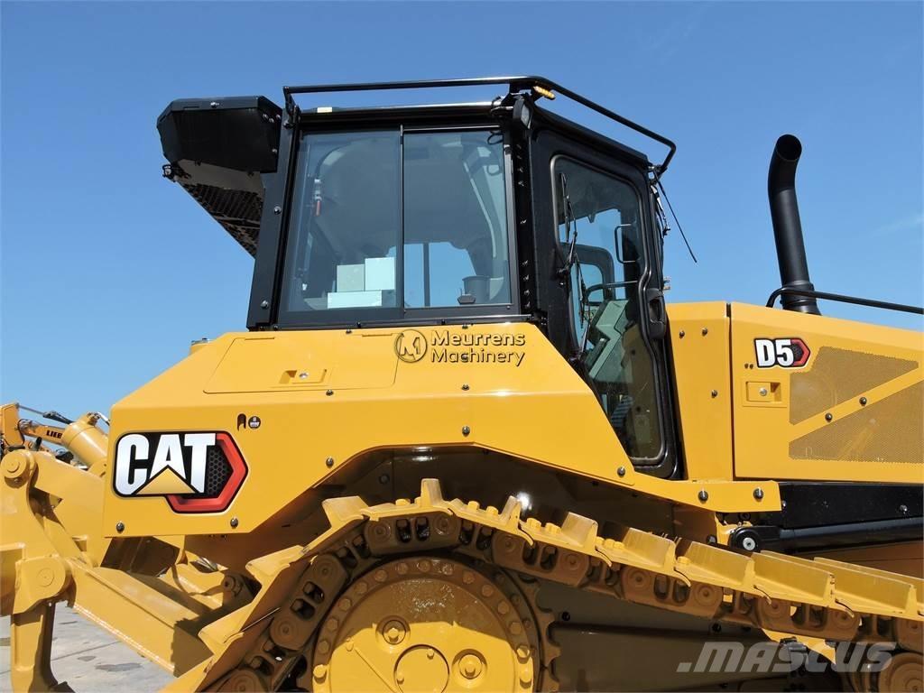 CAT D5 New Бульдозери