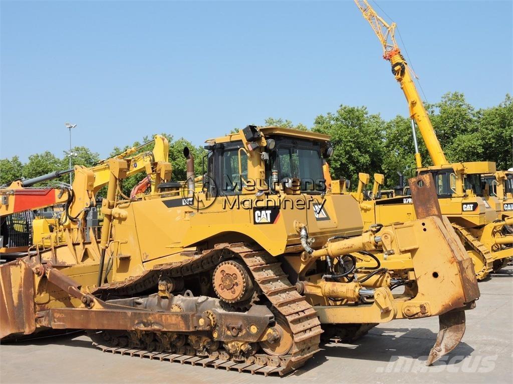 CAT D8T GERMAN Бульдозери
