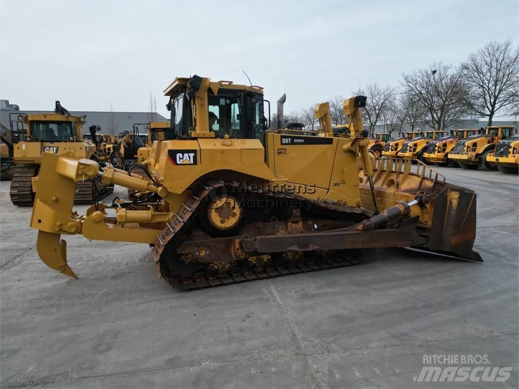 CAT D8T GERMAN Бульдозери