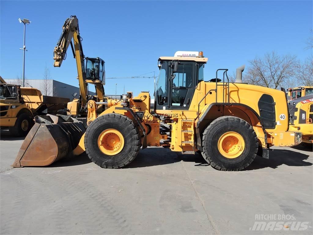 Hyundai HL970 Фронтальні навантажувачі