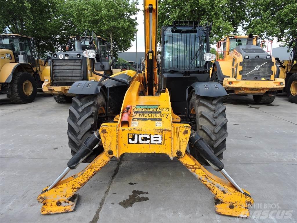 JCB 535-125 Телескопічні навантажувачі