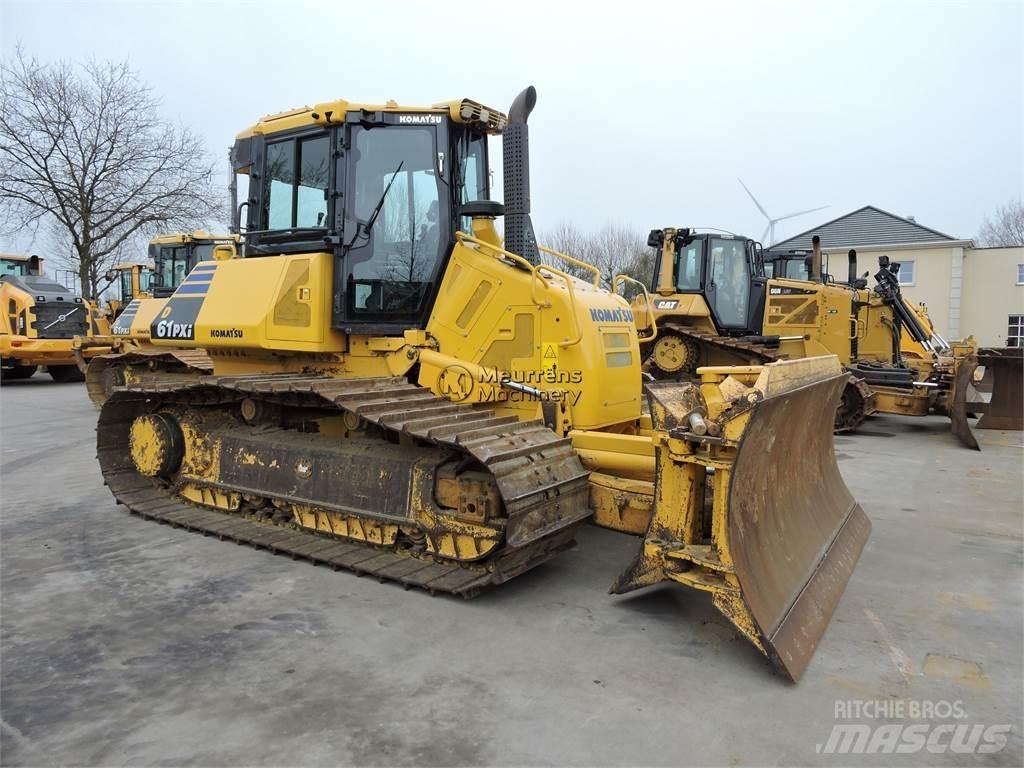 Komatsu D61PXi-23 Бульдозери