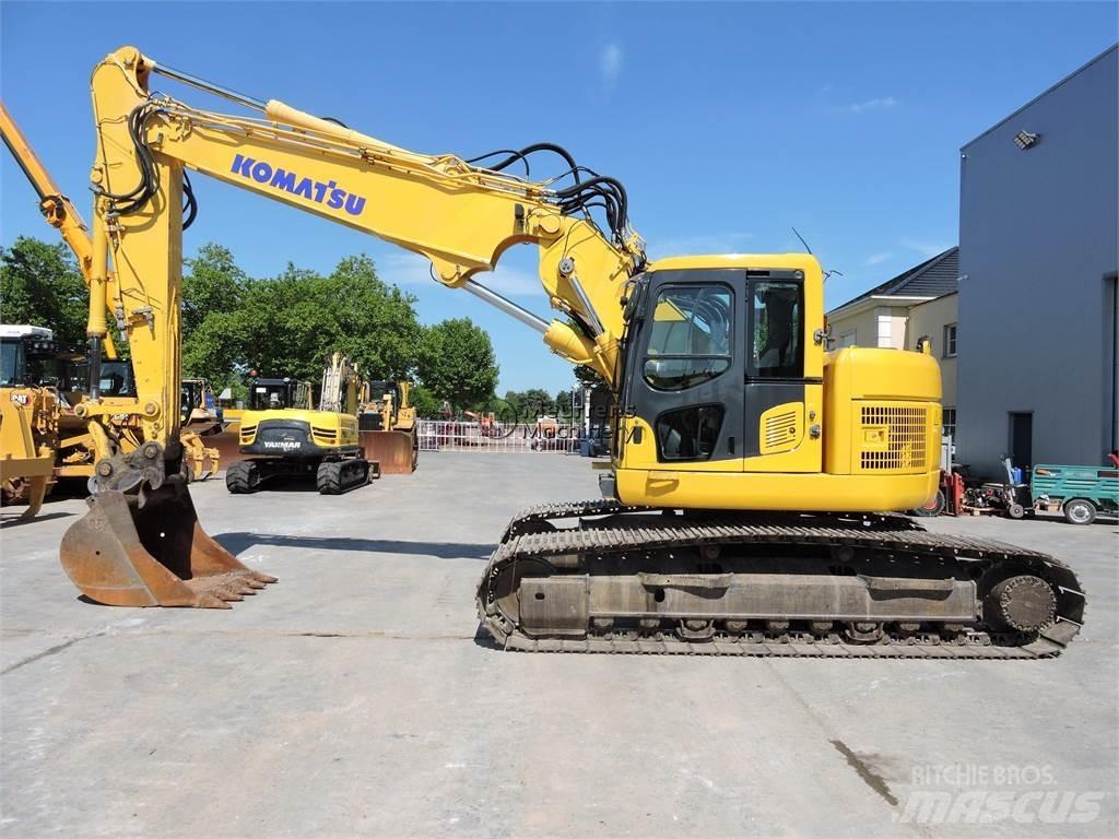 Komatsu PC228 Гусеничні екскаватори