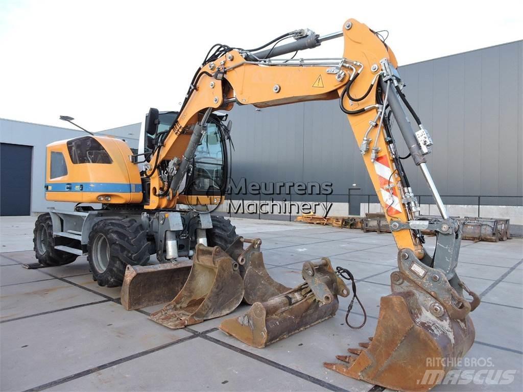 Liebherr A910 Колісні екскаватори