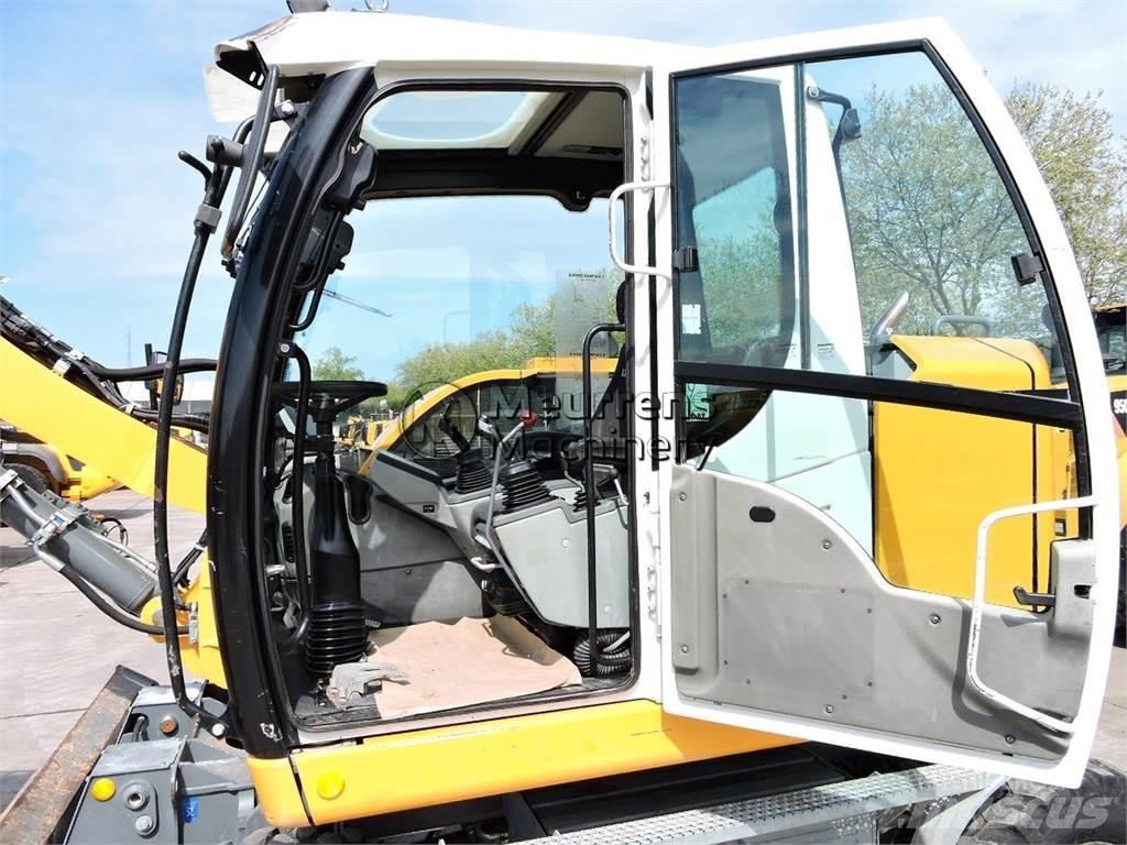 Liebherr A910 Колісні екскаватори