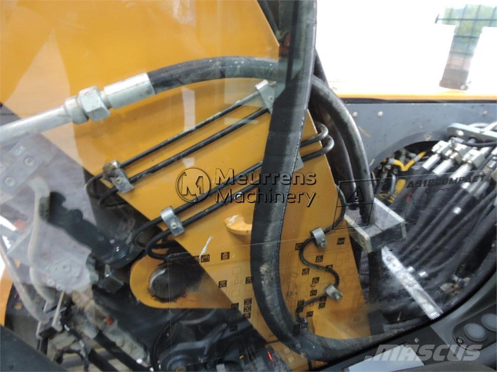 Liebherr A918 Колісні екскаватори