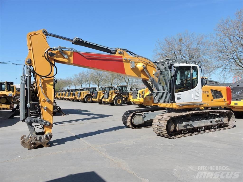 Liebherr R926LC Гусеничні екскаватори