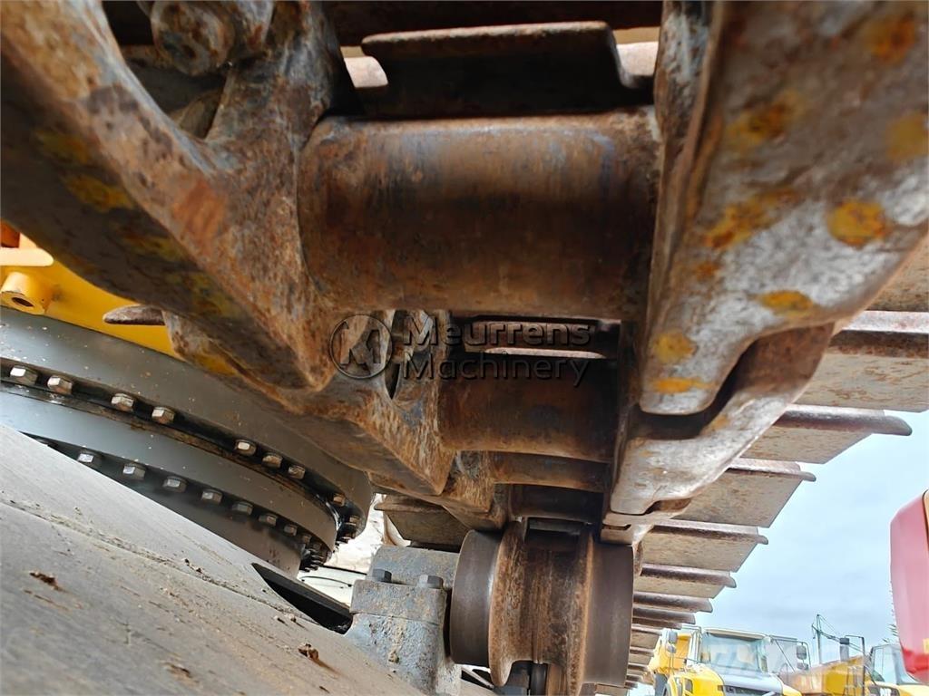 Liebherr R936 NLC Гусеничні екскаватори