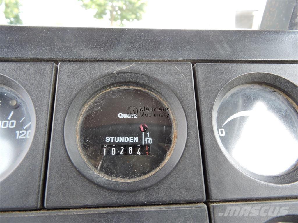 O&K F106A Грейдери