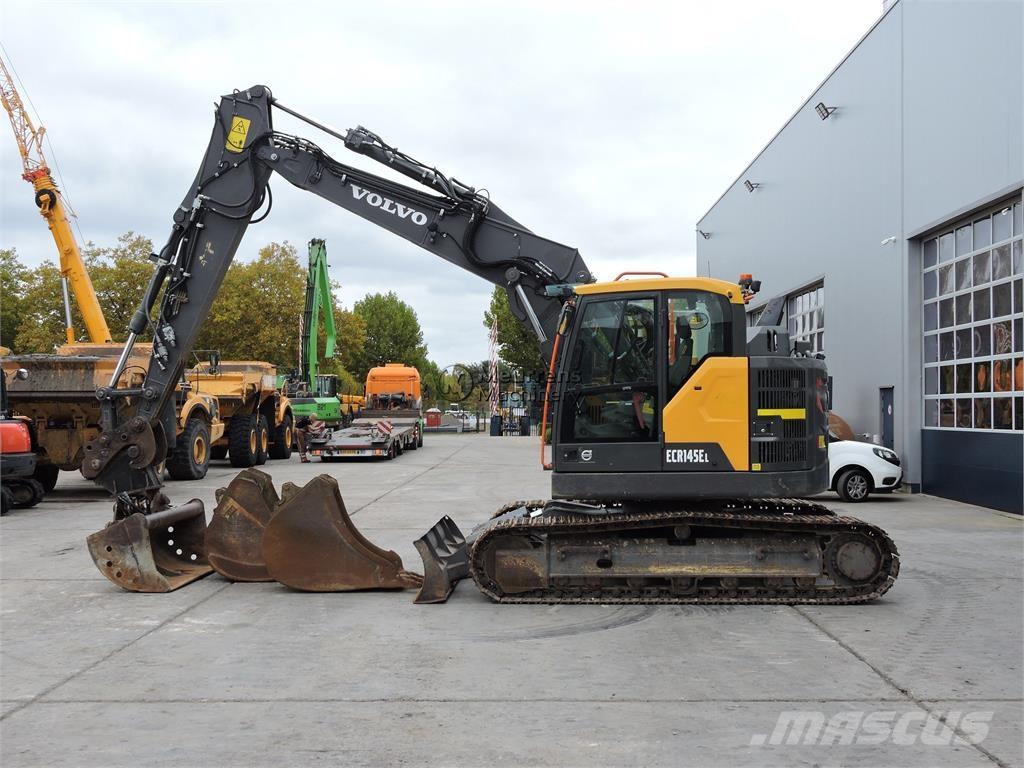 Volvo ECR145EL Гусеничні екскаватори