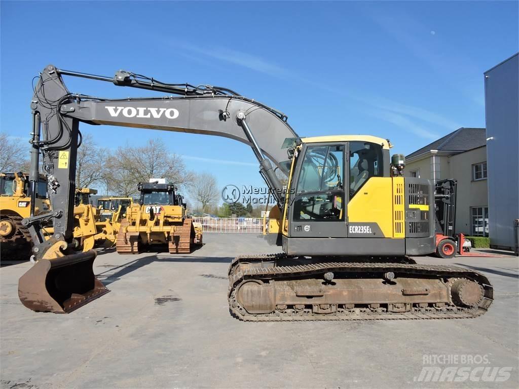Volvo ECR235EL Гусеничні екскаватори