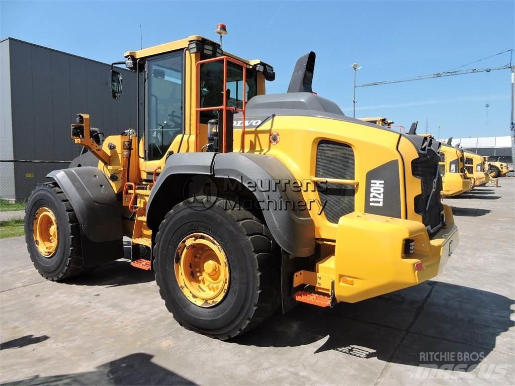 Volvo L120H Фронтальні навантажувачі