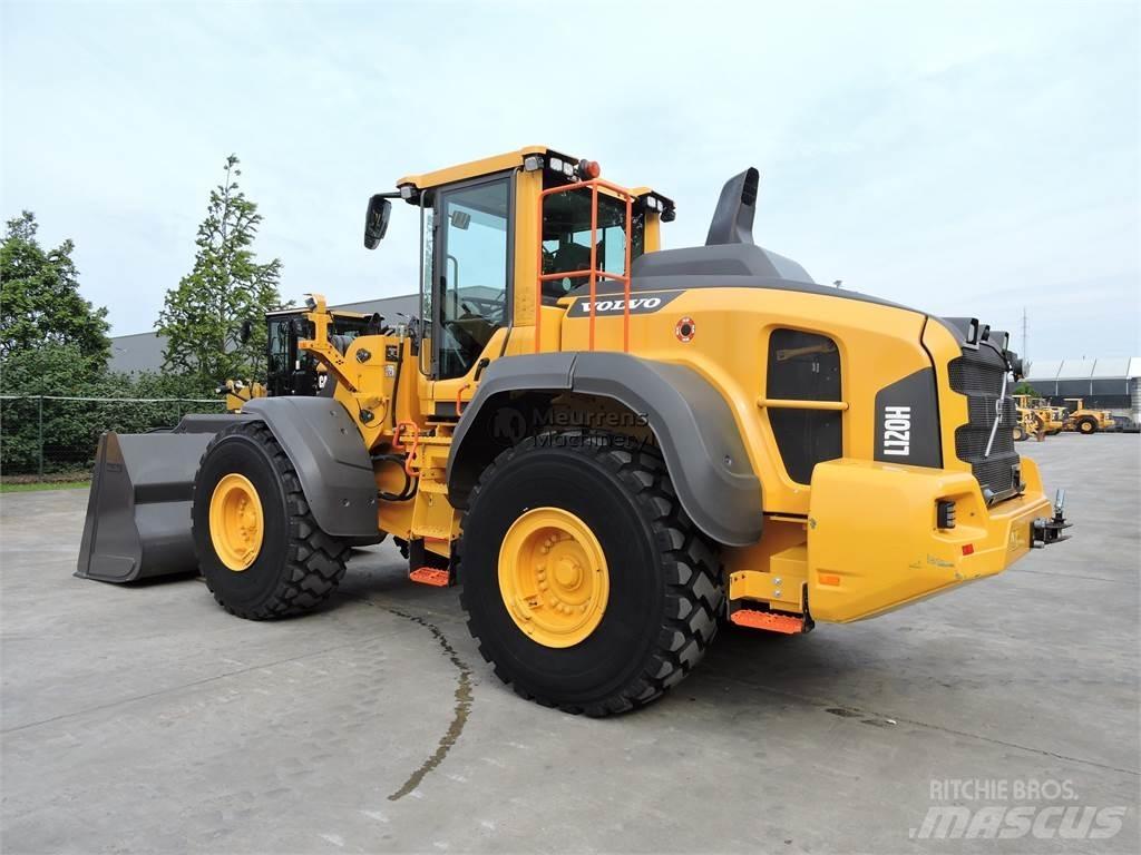 Volvo L120H + New bucket Фронтальні навантажувачі