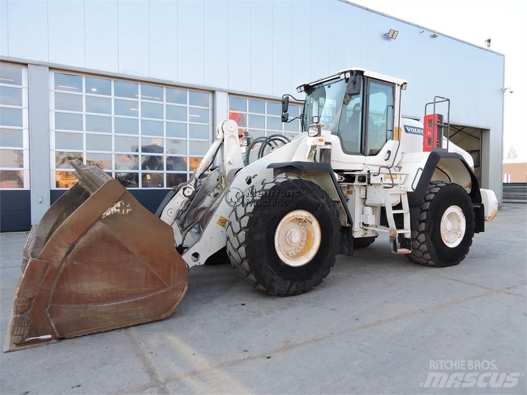 Volvo L180H Фронтальні навантажувачі