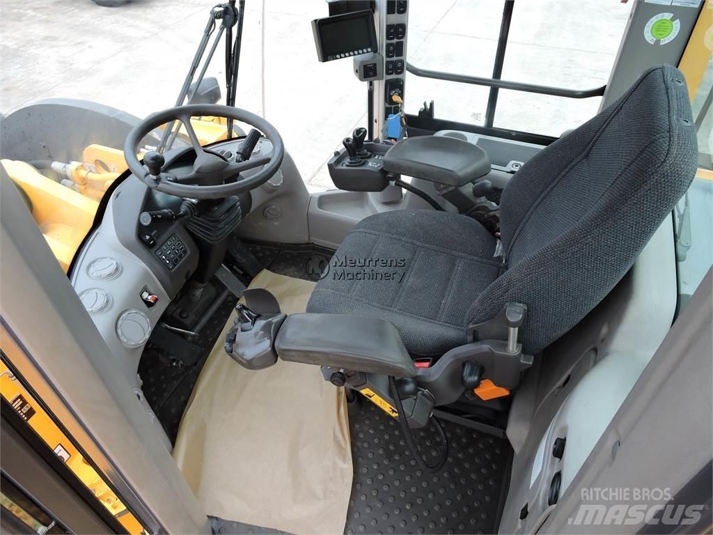 Volvo L250G GERMAN Фронтальні навантажувачі
