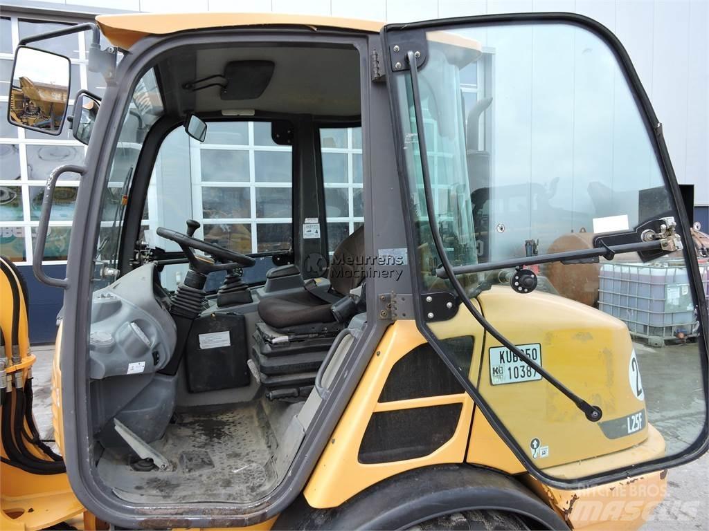 Volvo L25F Фронтальні навантажувачі