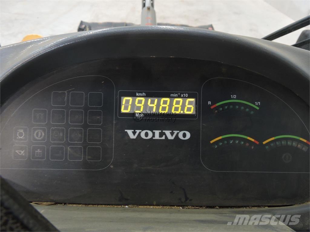 Volvo L35B Фронтальні навантажувачі