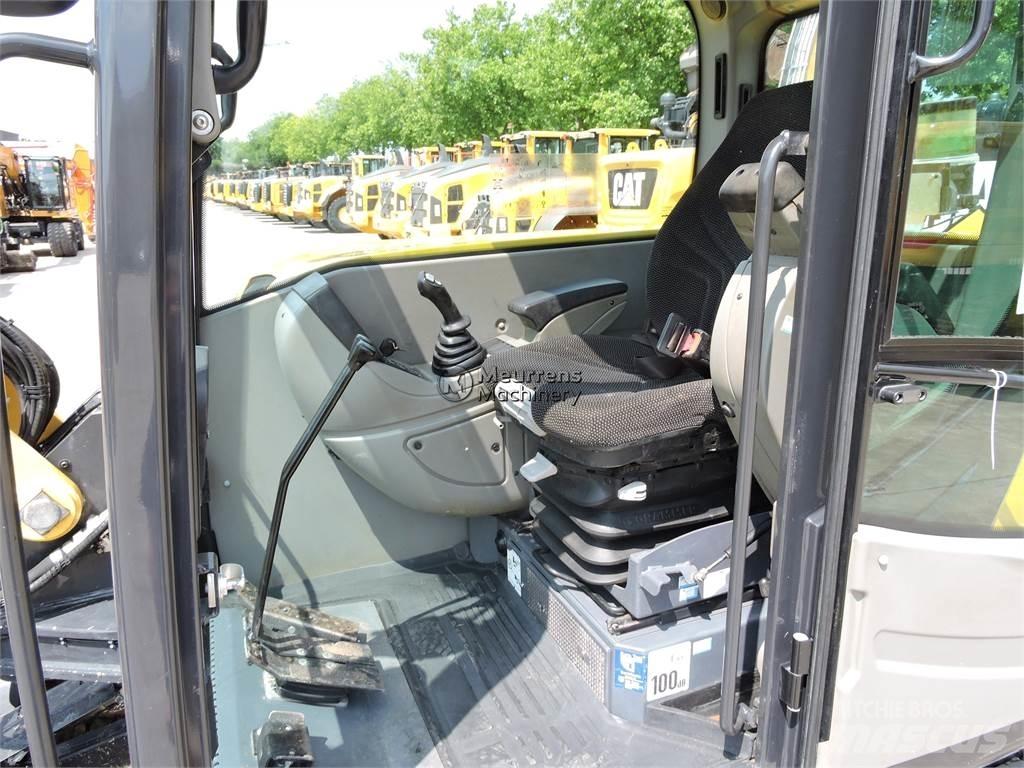 Yanmar SV120 Гусеничні екскаватори
