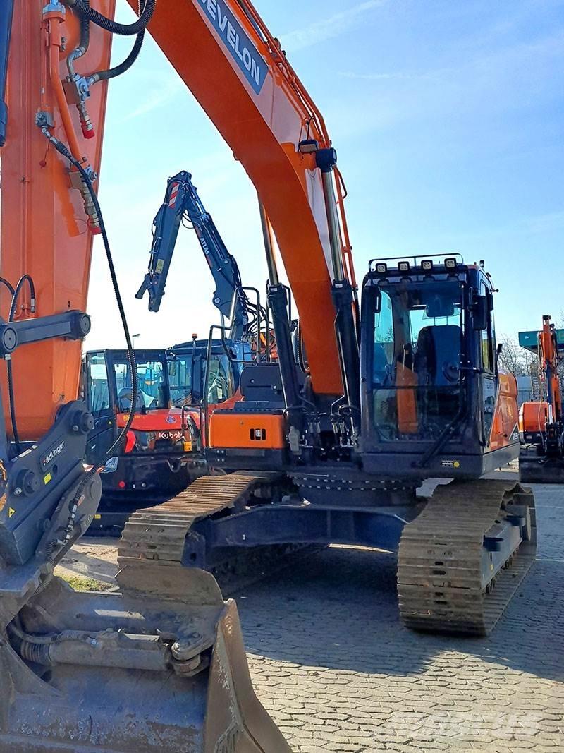 Develon DX 255 LC-7 Гусеничні екскаватори