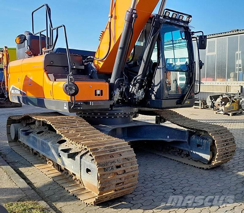 Develon DX 255 LC-7 Гусеничні екскаватори