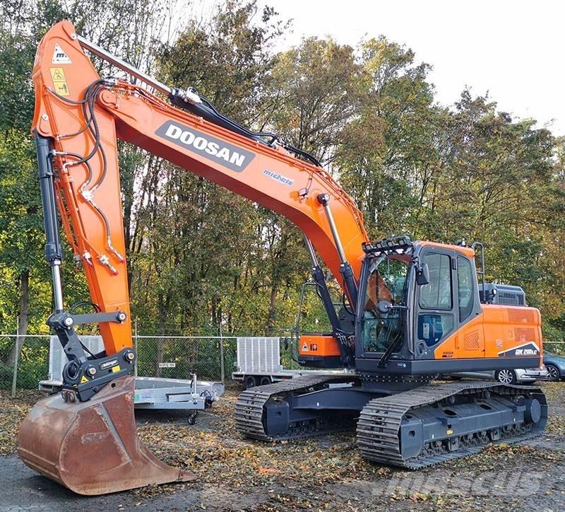 Doosan DX 210 LC-7 Гусеничні екскаватори