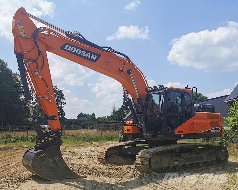 Doosan DX 210 LC-7 Гусеничні екскаватори