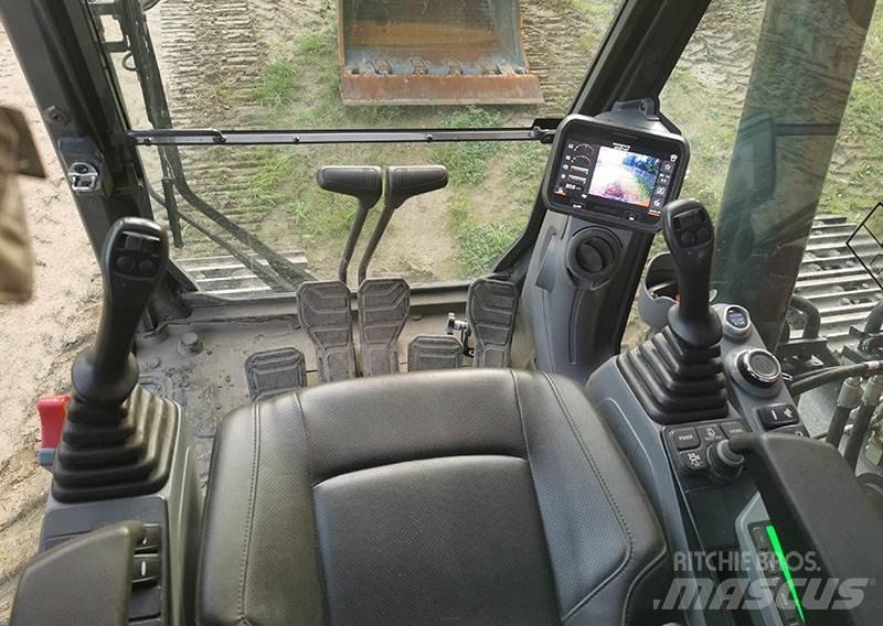 Doosan DX 225 LC-7 Гусеничні екскаватори