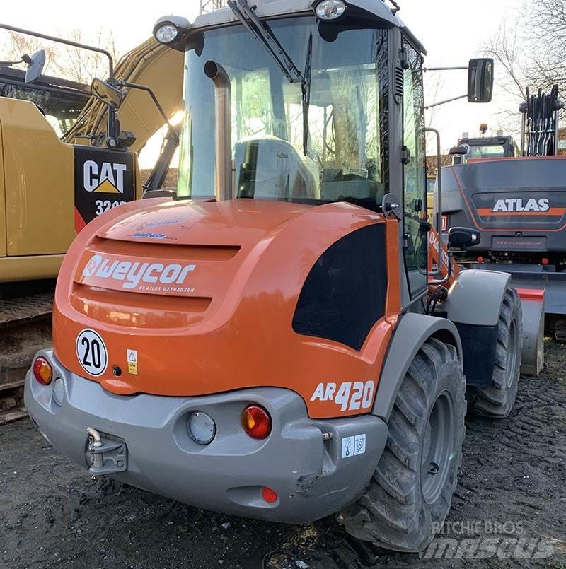 Weycor AR 420 Фронтальні навантажувачі