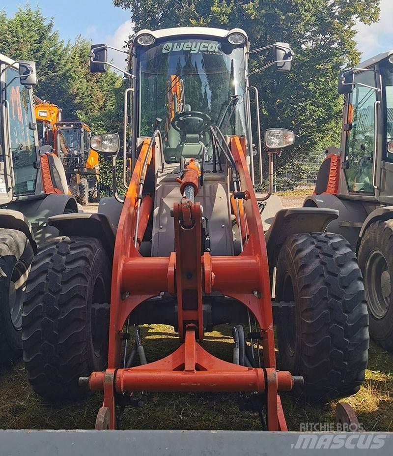 Weycor AR 520 Фронтальні навантажувачі