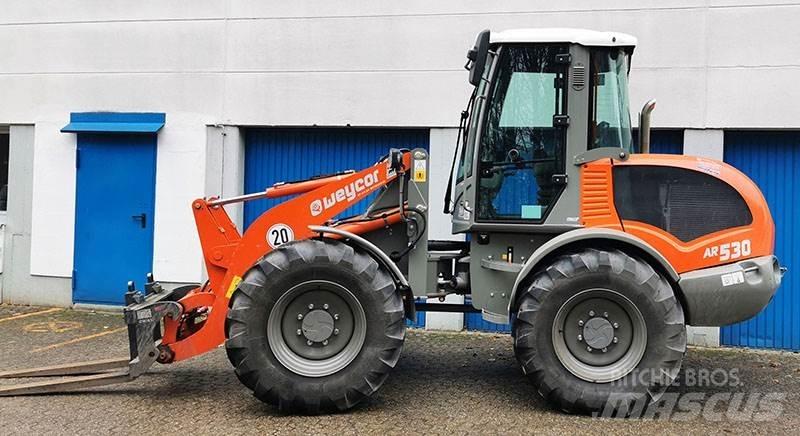 Weycor AR 530 Фронтальні навантажувачі