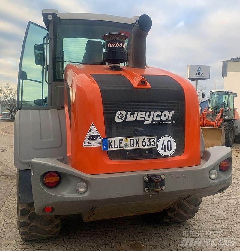 Weycor AR 660 Фронтальні навантажувачі