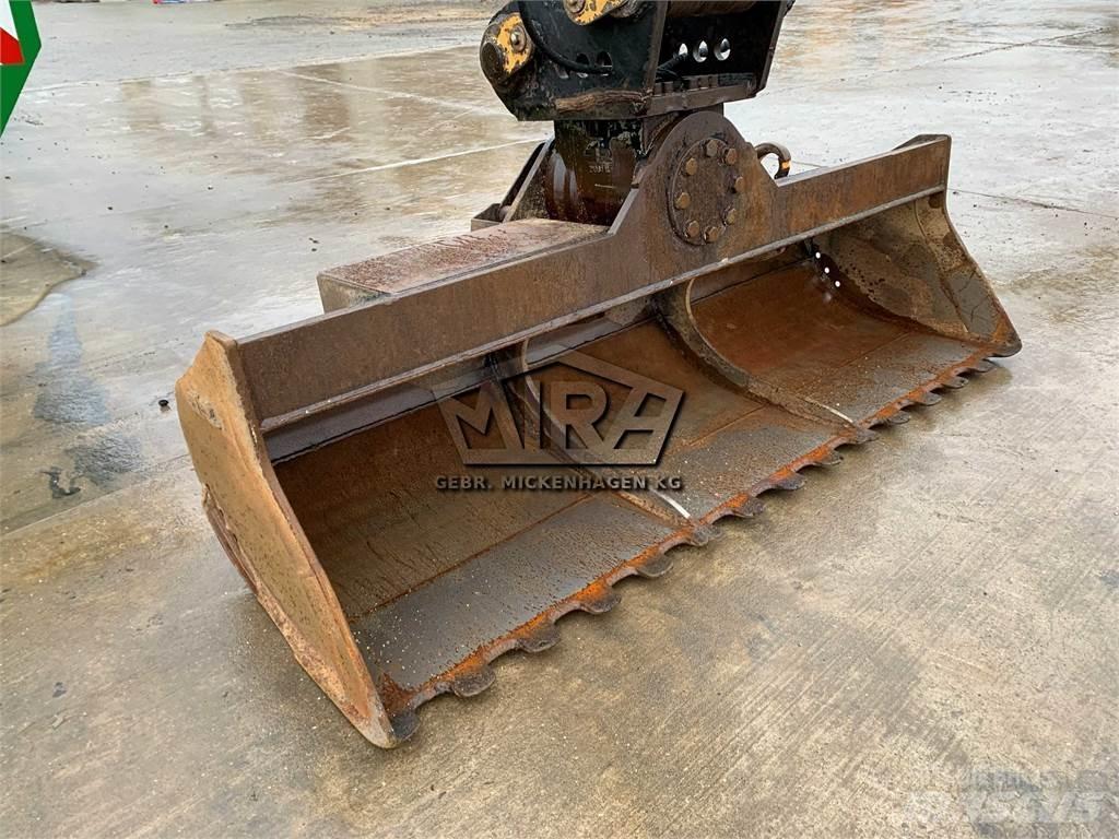 CAT 2000 mm Траншейні екскаватори