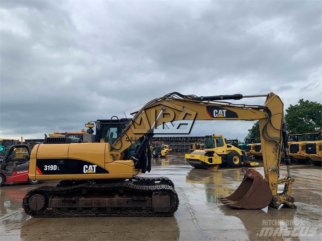 CAT 319D L Гусеничні екскаватори