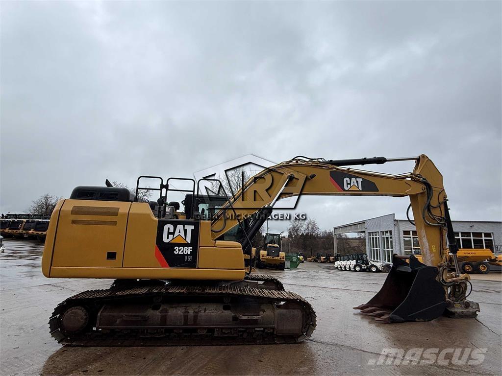 CAT 326 F LN Гусеничні екскаватори