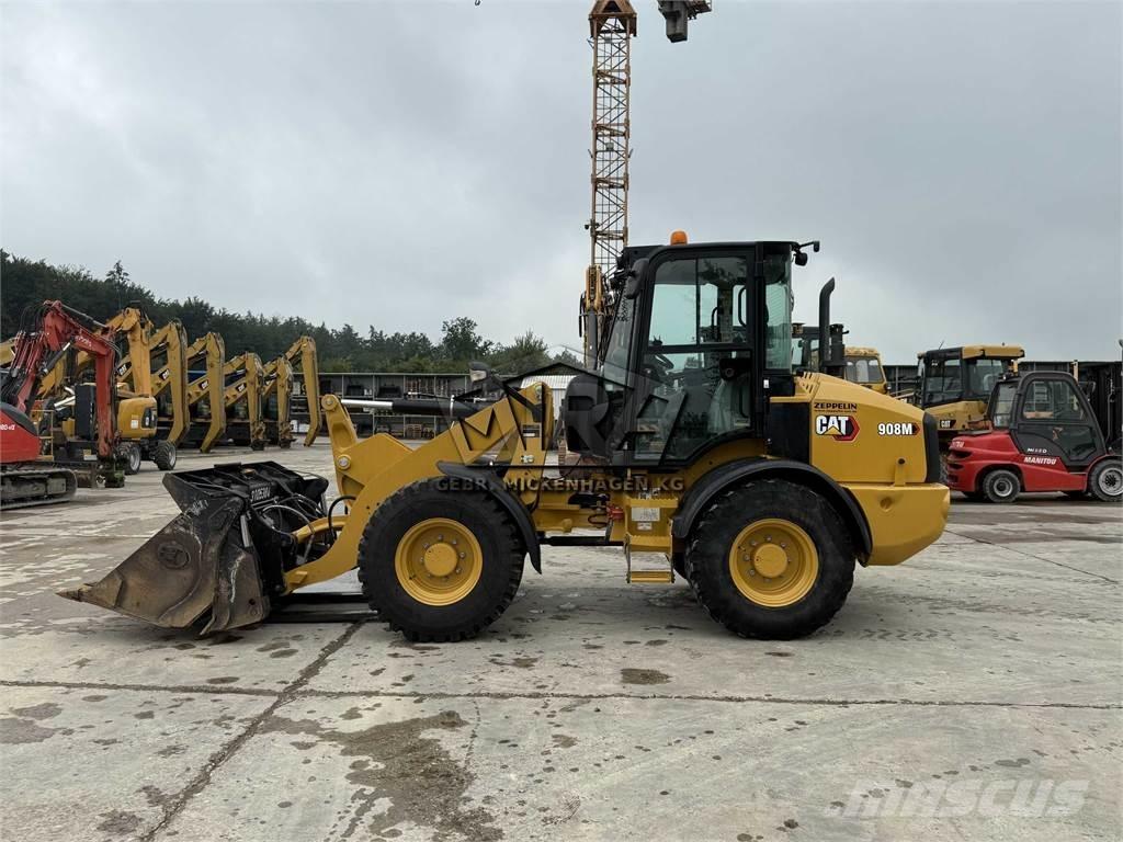CAT 908 M Фронтальні навантажувачі