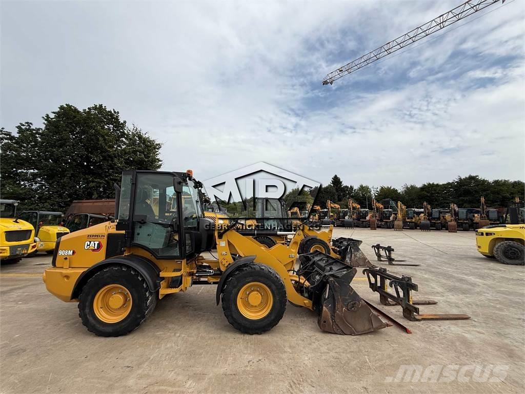 CAT 908 M Фронтальні навантажувачі