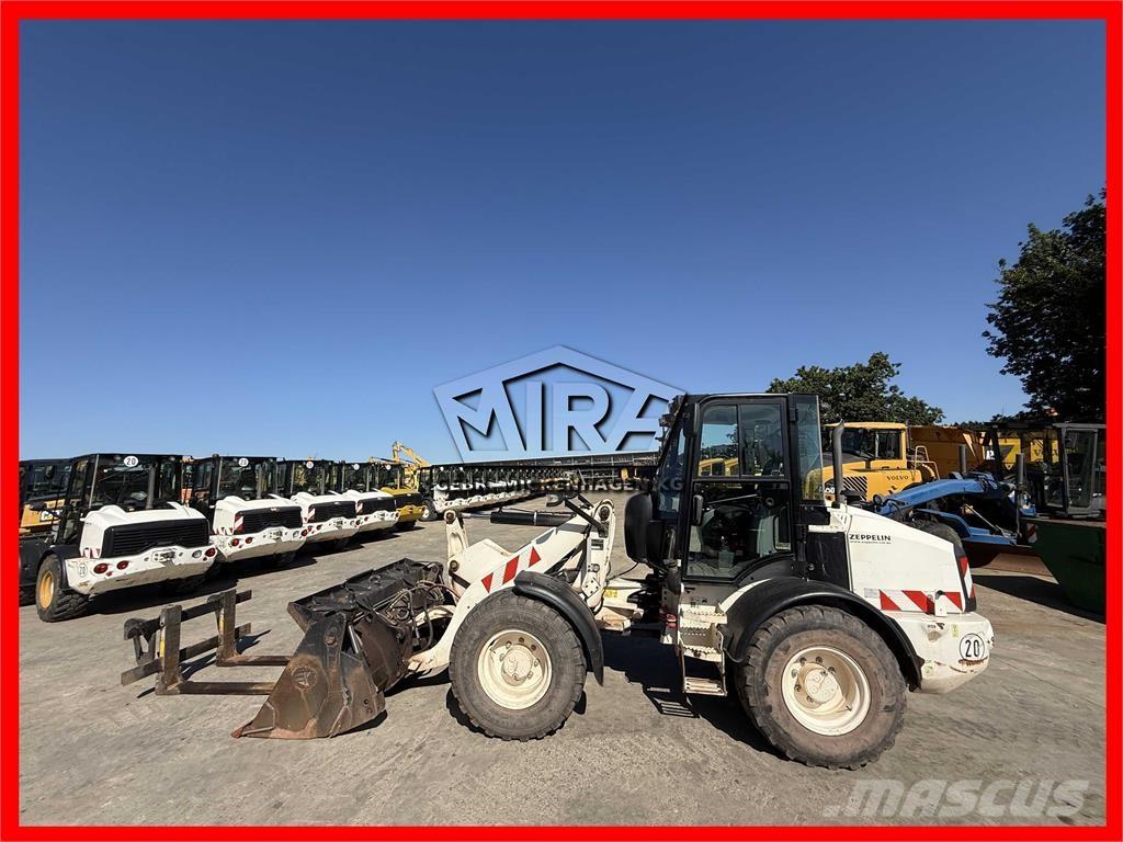CAT 908 M Фронтальні навантажувачі