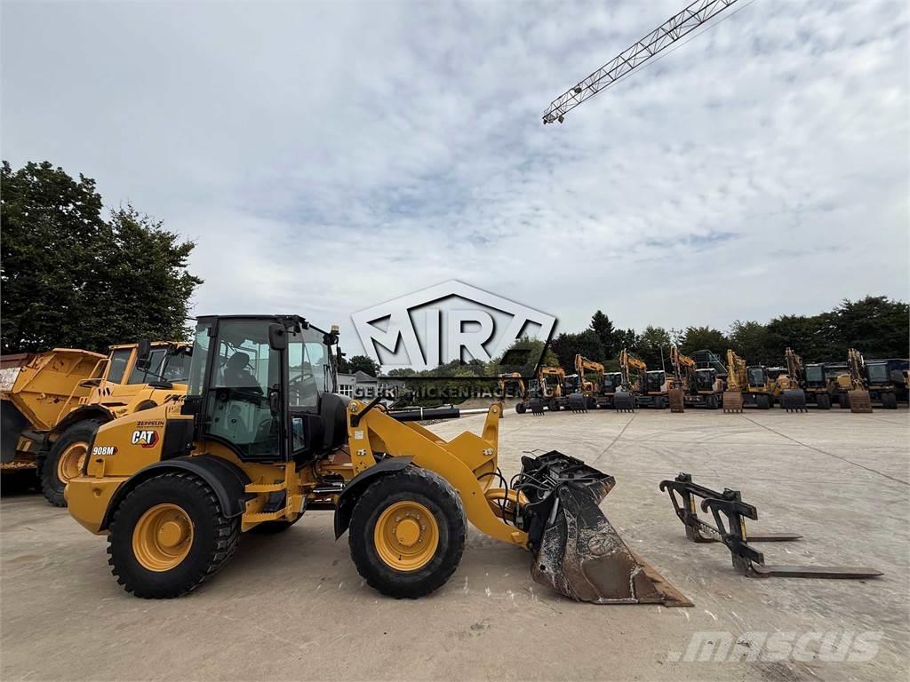 CAT 908 M Фронтальні навантажувачі