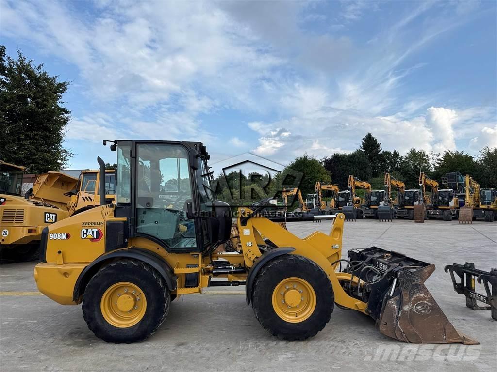 CAT 908 M Фронтальні навантажувачі